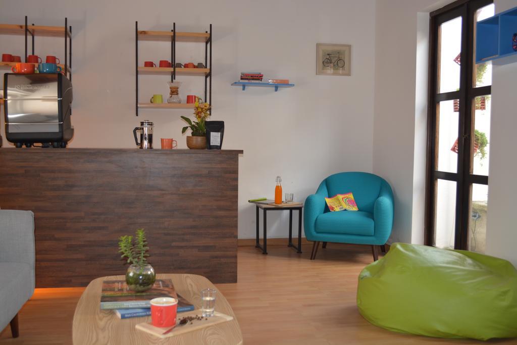 Luna Maya Hostel & Wellness Antigua Eksteriør bilde